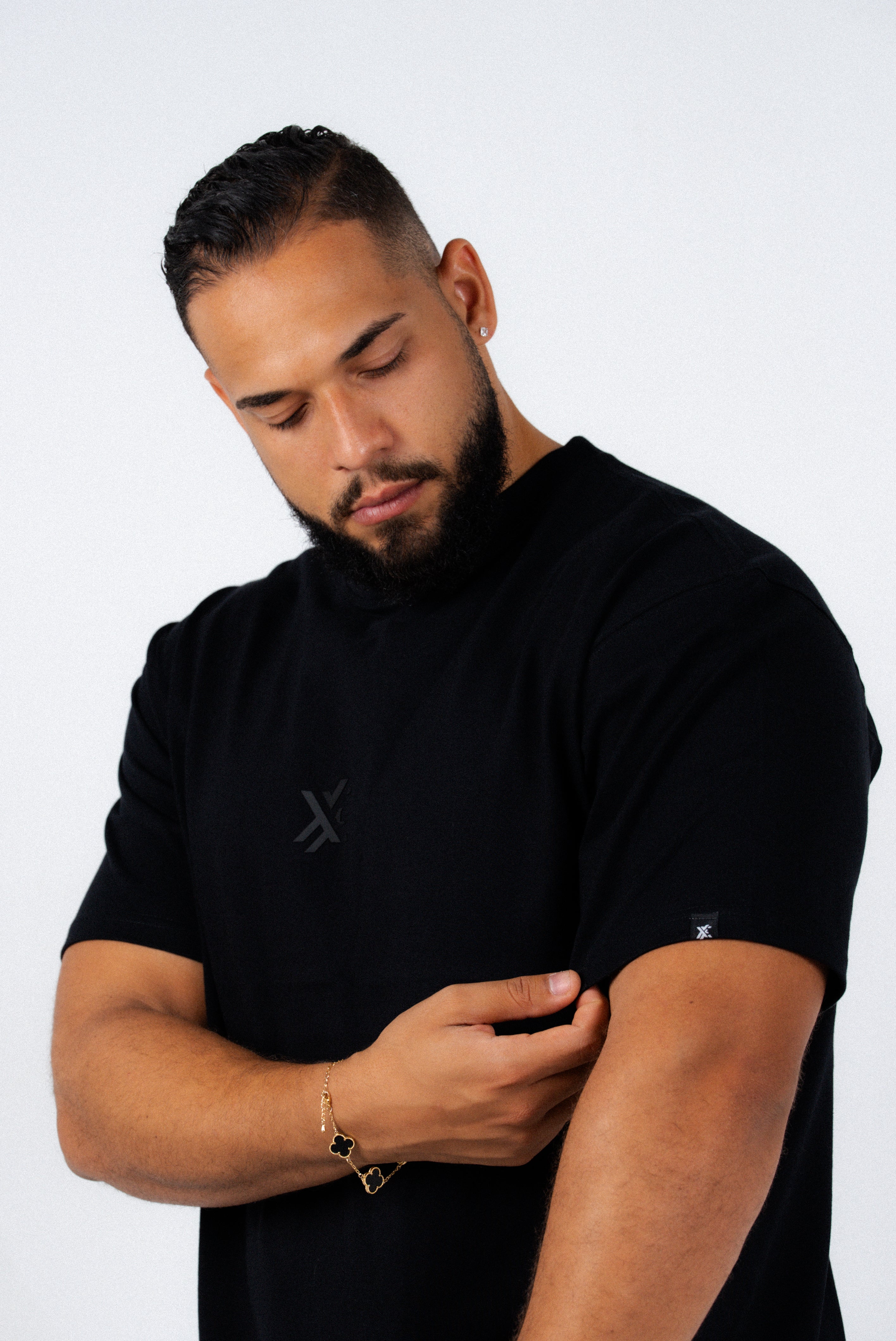 Full Black Basic T-Shirt-3