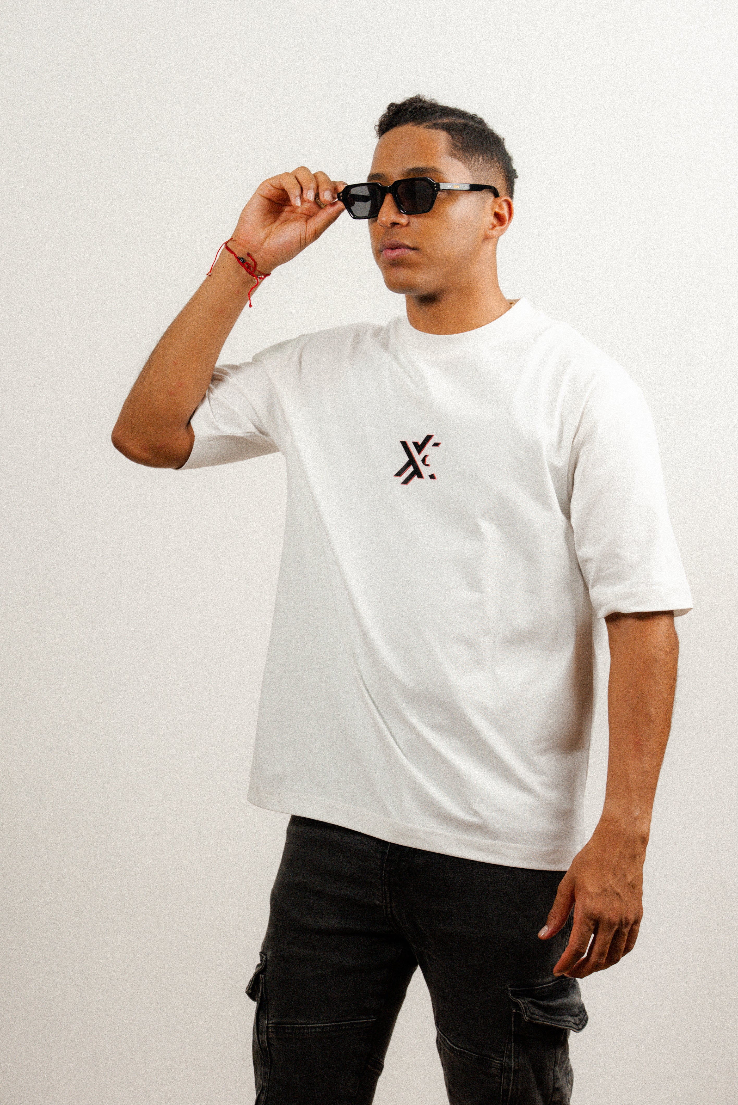 Basics 2.0 White T-Shirt Black/Red